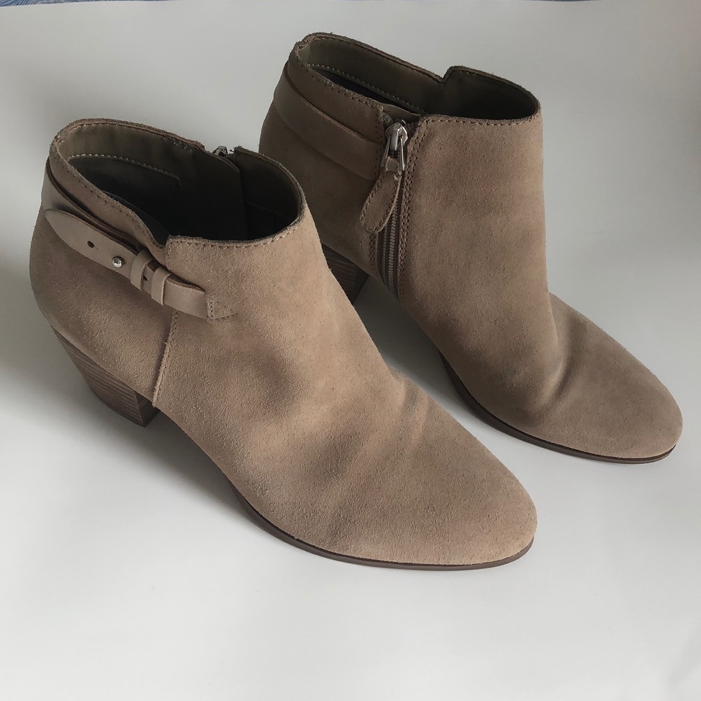 Guess Tan Suede Booties 10